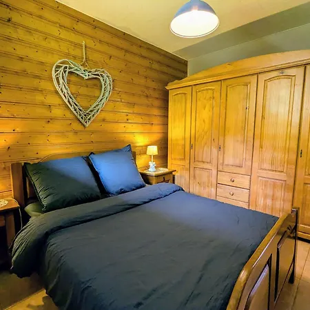 Cosy Avec Parking Et Terrasse A - Fr-1-589-653 Apartment